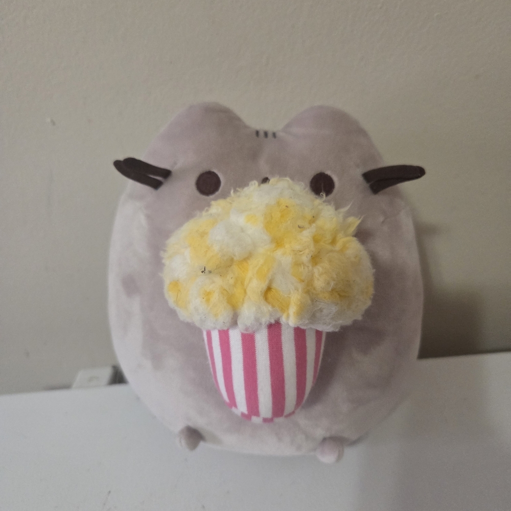 Pusheen Snackables Popcorn plush toy